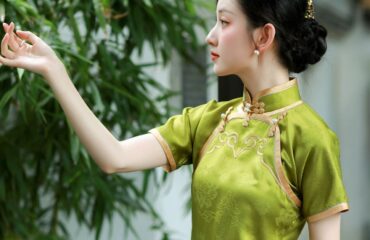 Cheongsam (2)